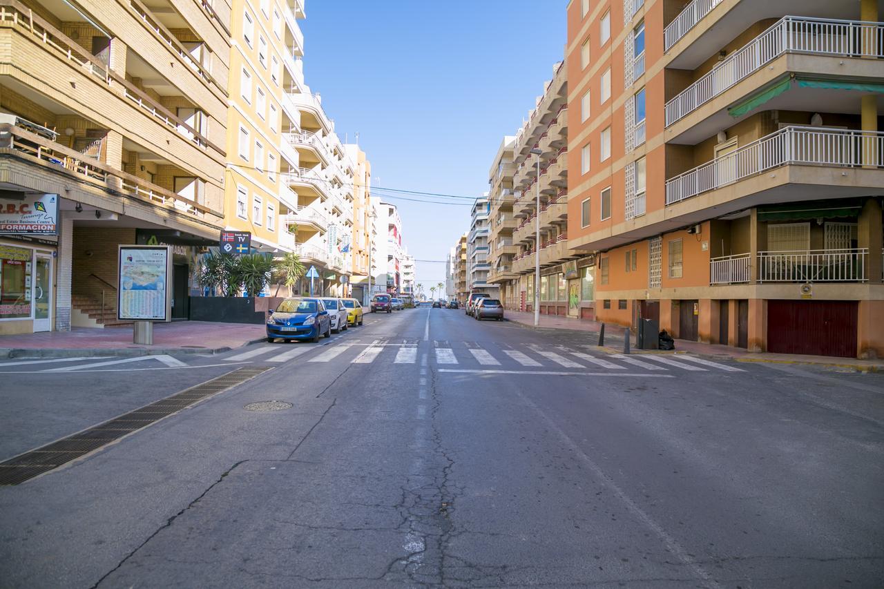 Homely Apartments Playa Del Cura Torrevieja Luaran gambar